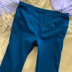 athleta teal velocity 7/8 stash pocket leggings